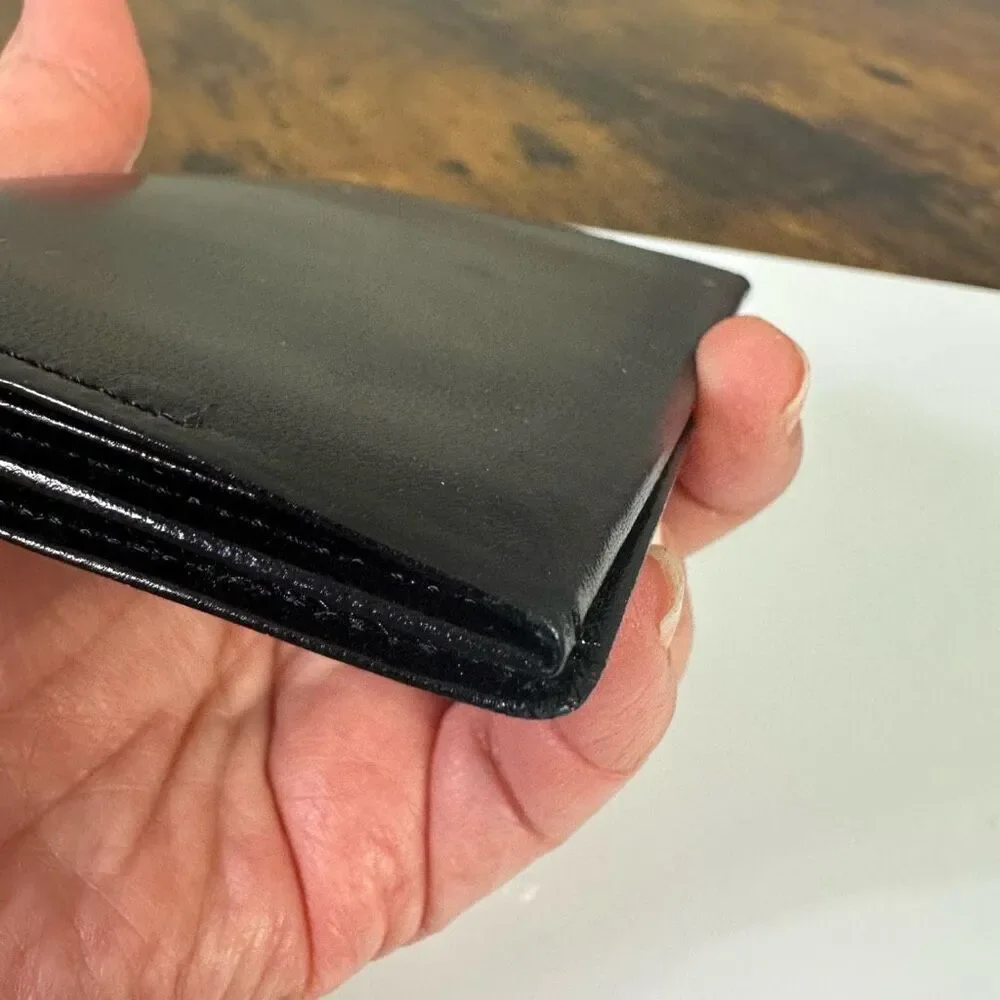 Valentino Garavani Slim Bifold Card Wallet Black‎